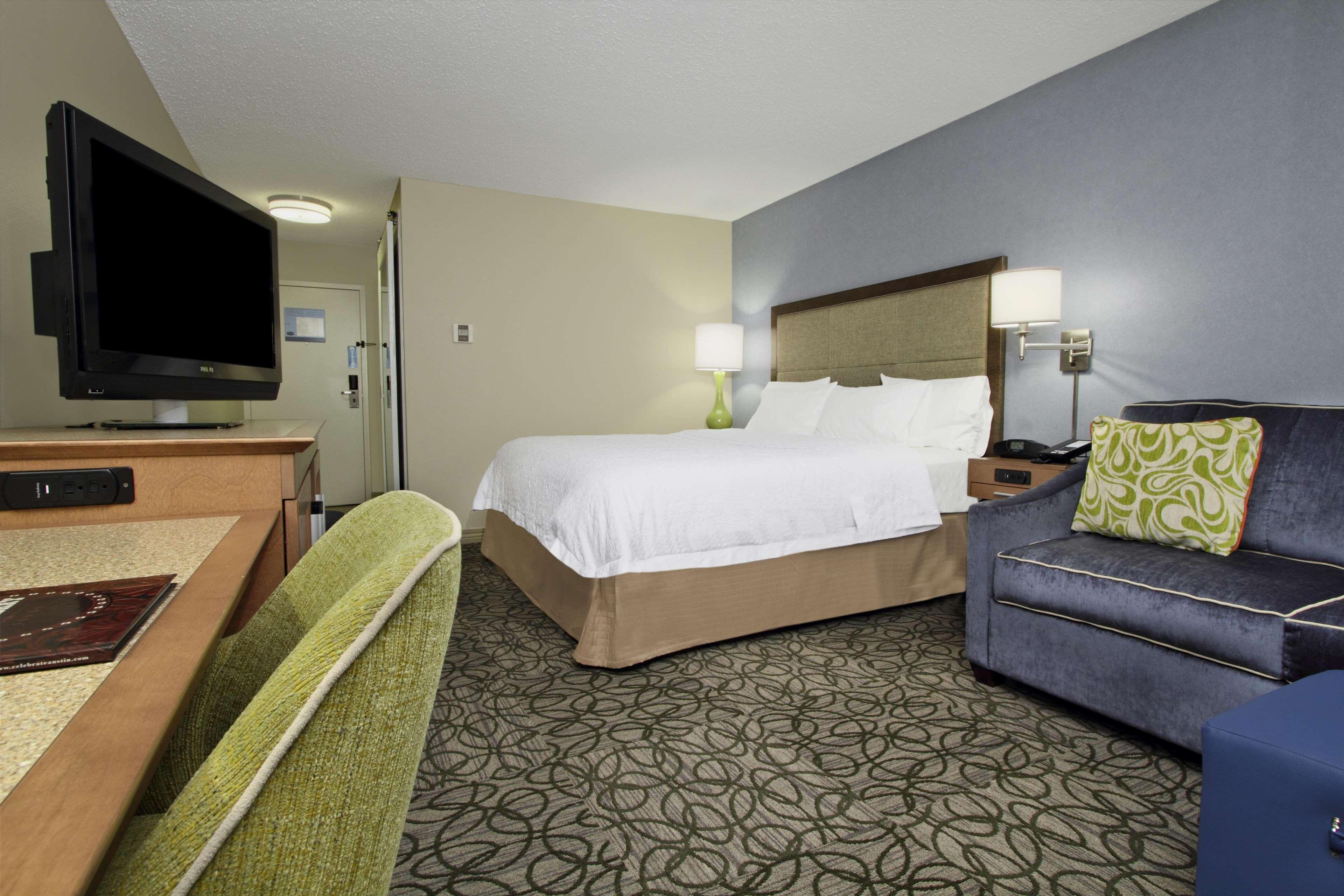 Hampton By Hilton Austin South - I-35 & Ben White Hotel Ngoại thất bức ảnh