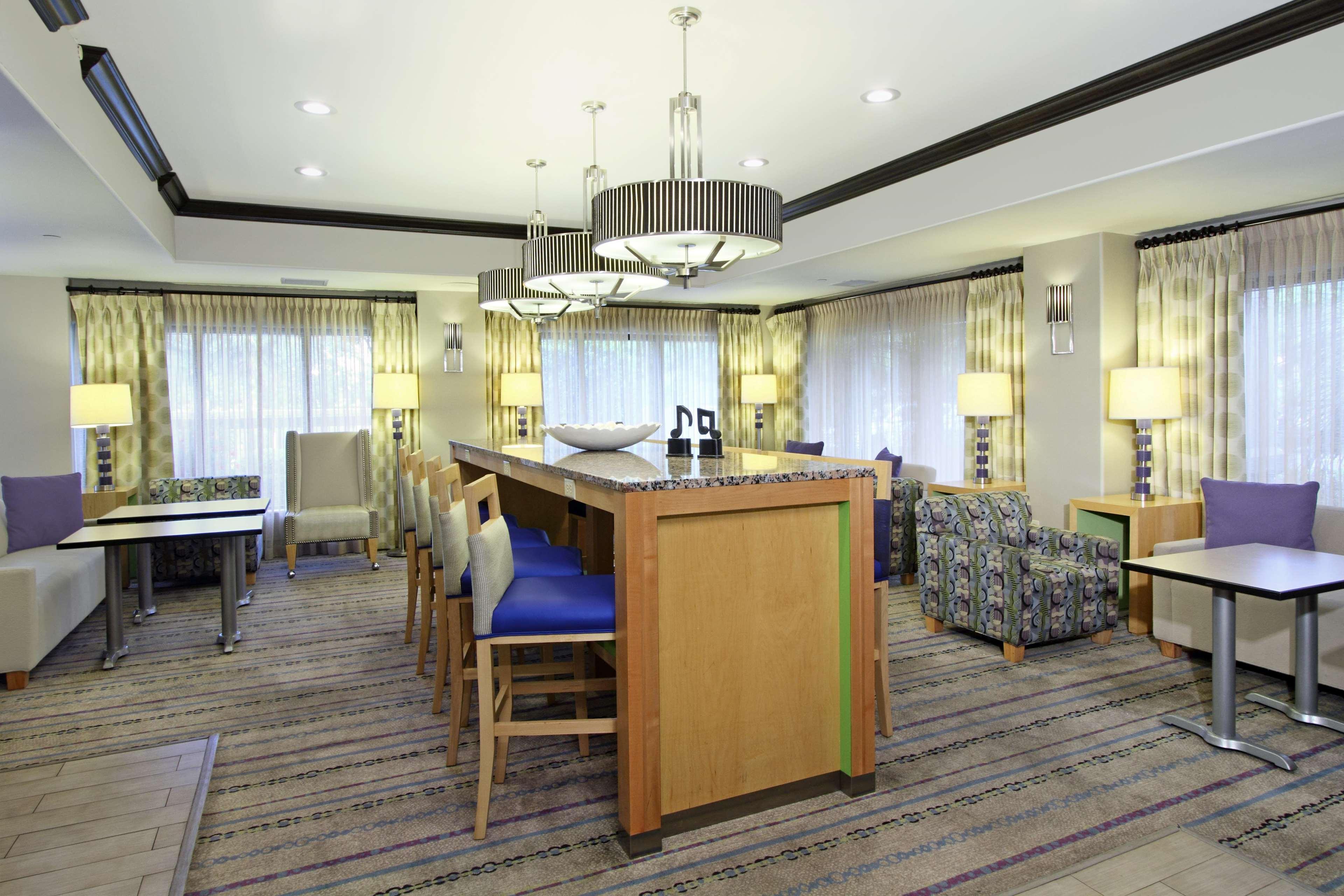 Hampton By Hilton Austin South - I-35 & Ben White Hotel Ngoại thất bức ảnh