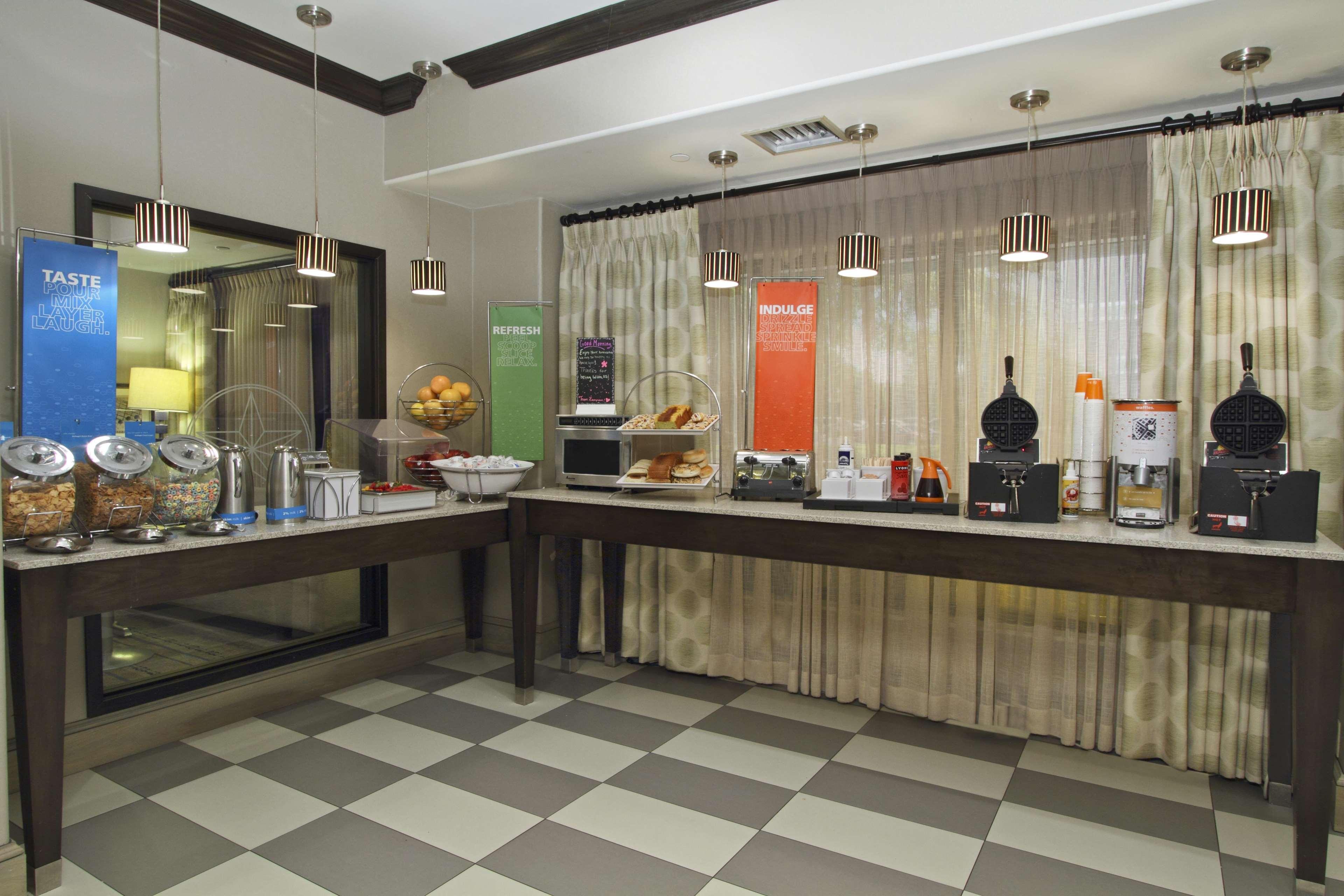 Hampton By Hilton Austin South - I-35 & Ben White Hotel Ngoại thất bức ảnh